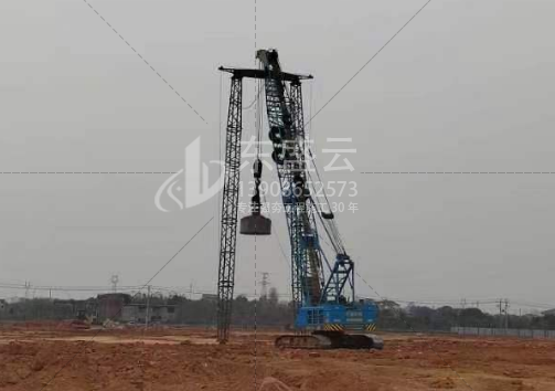 東盛云強夯公司湖北宜昌工地作業(yè)現場